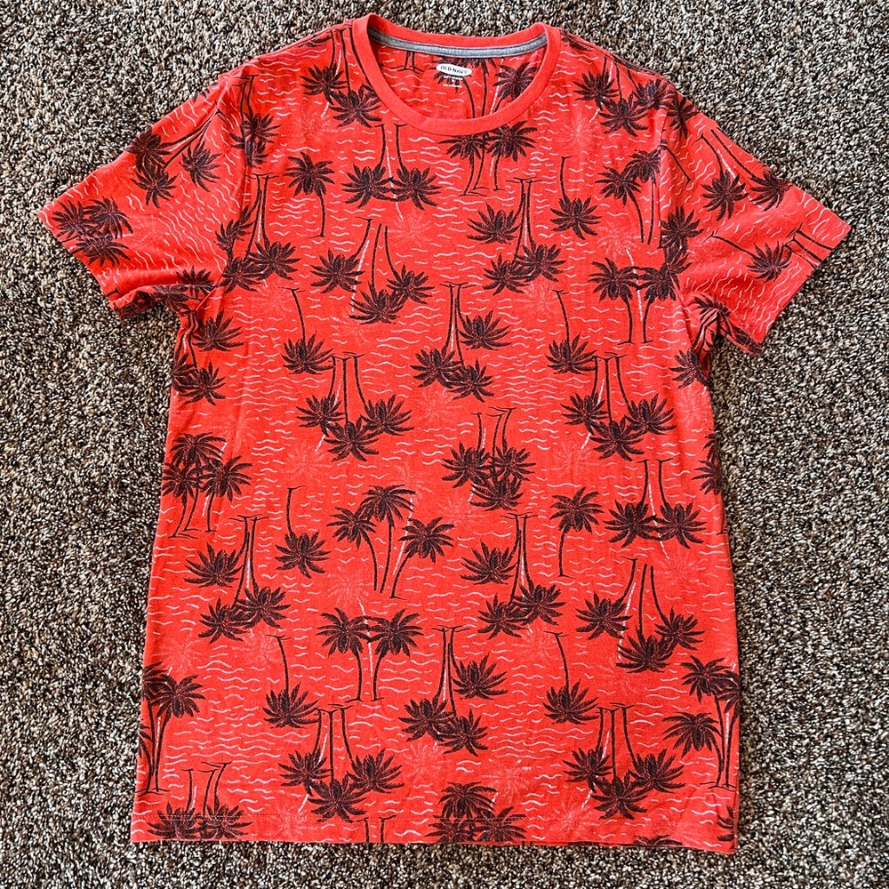 Old Navy Red and Black Short Sleeve Tee with Palm Tree Print